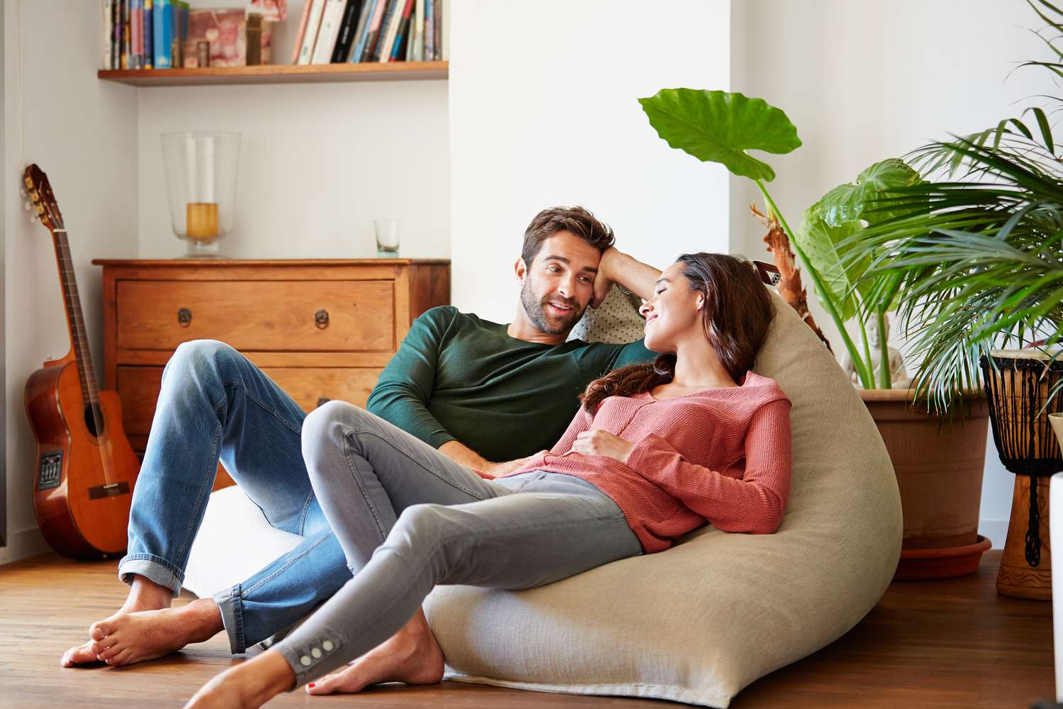 Share Your Wisdom: Relationship Advice for the 25+ Crew