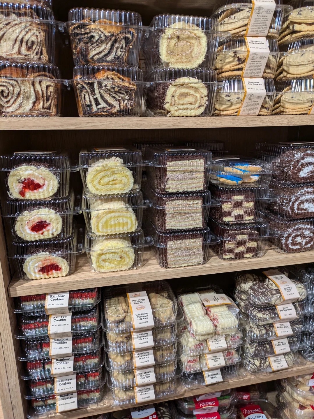 Dessert showdown! Pick your favorite!