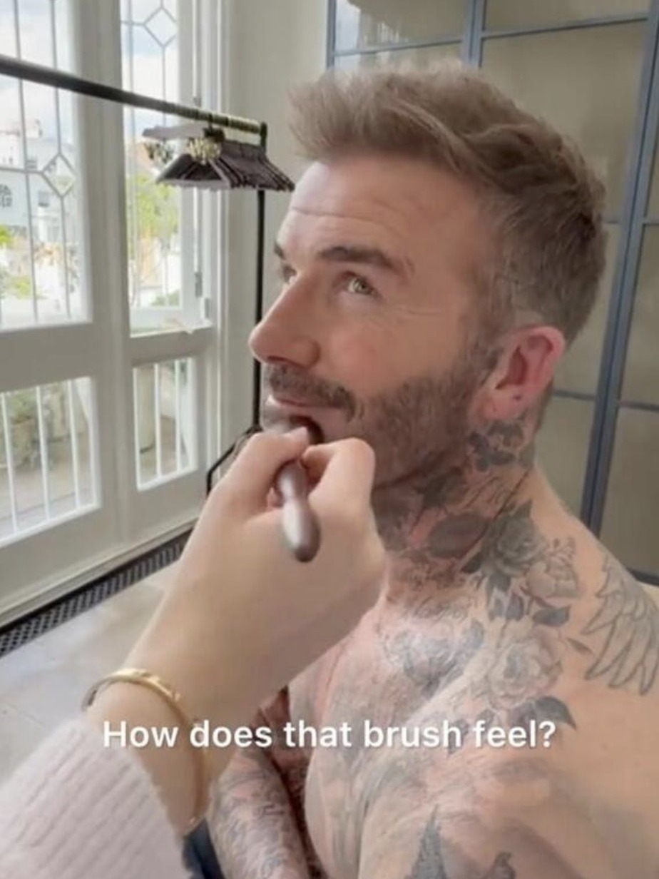 The video about Harper applying makeup to her dad’s face is cute, but the timing??