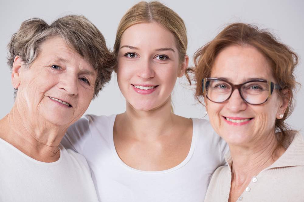 Why I’m Drawn to Older Women: It’s About How They Treat You