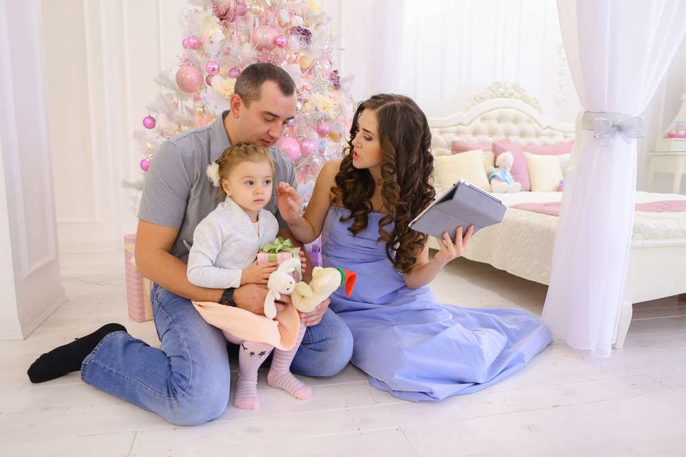 Is a Tablet Really the Best First Birthday Gift for Baby?