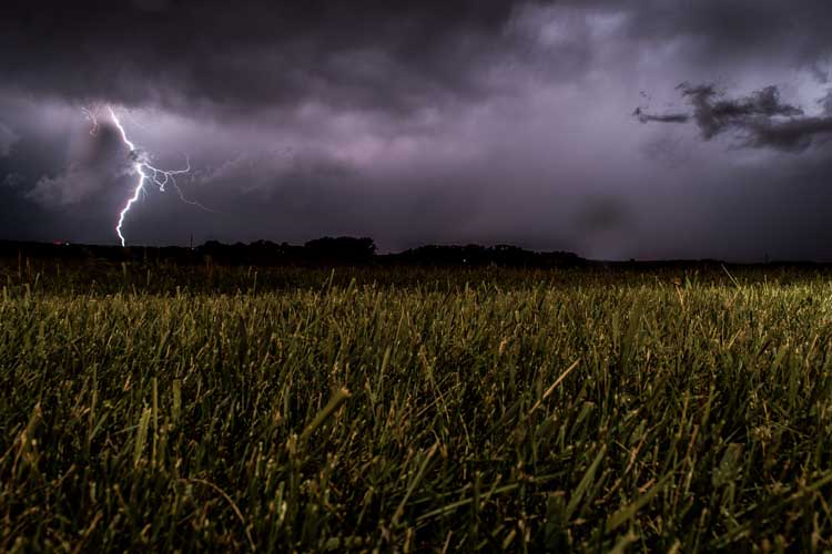 How to Outsmart Lightning: A Quick Guide to Storm Safety