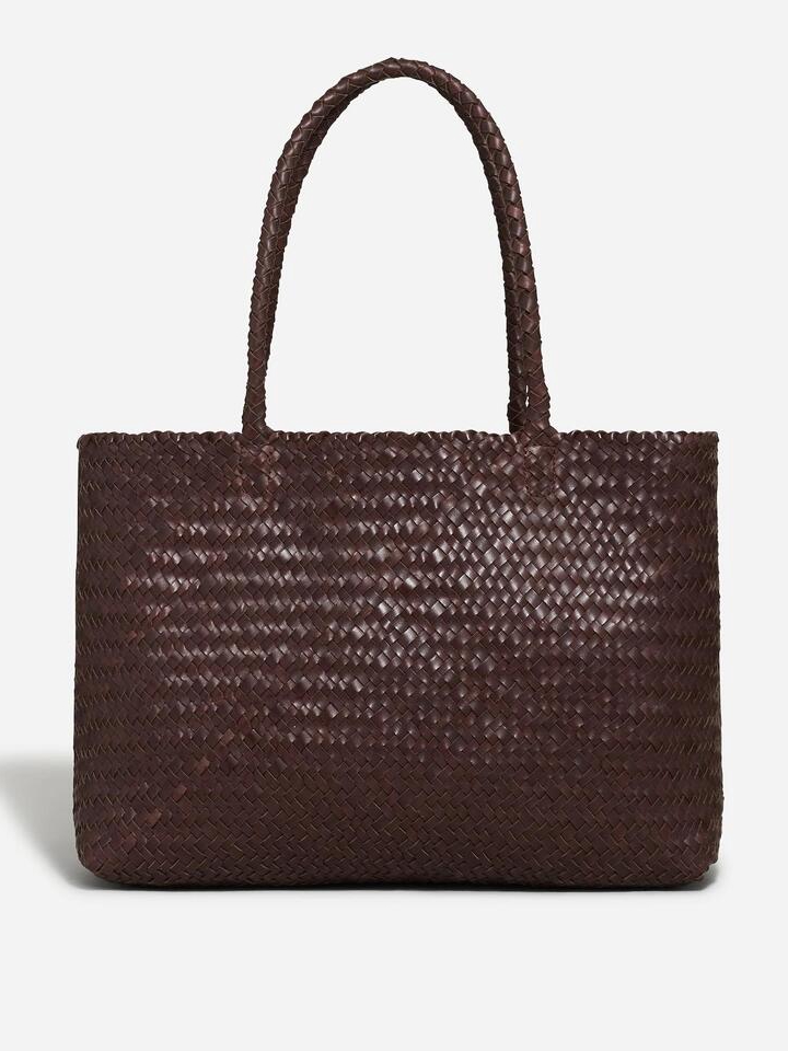 Julianne Moore’s $6.9K Bag Flex