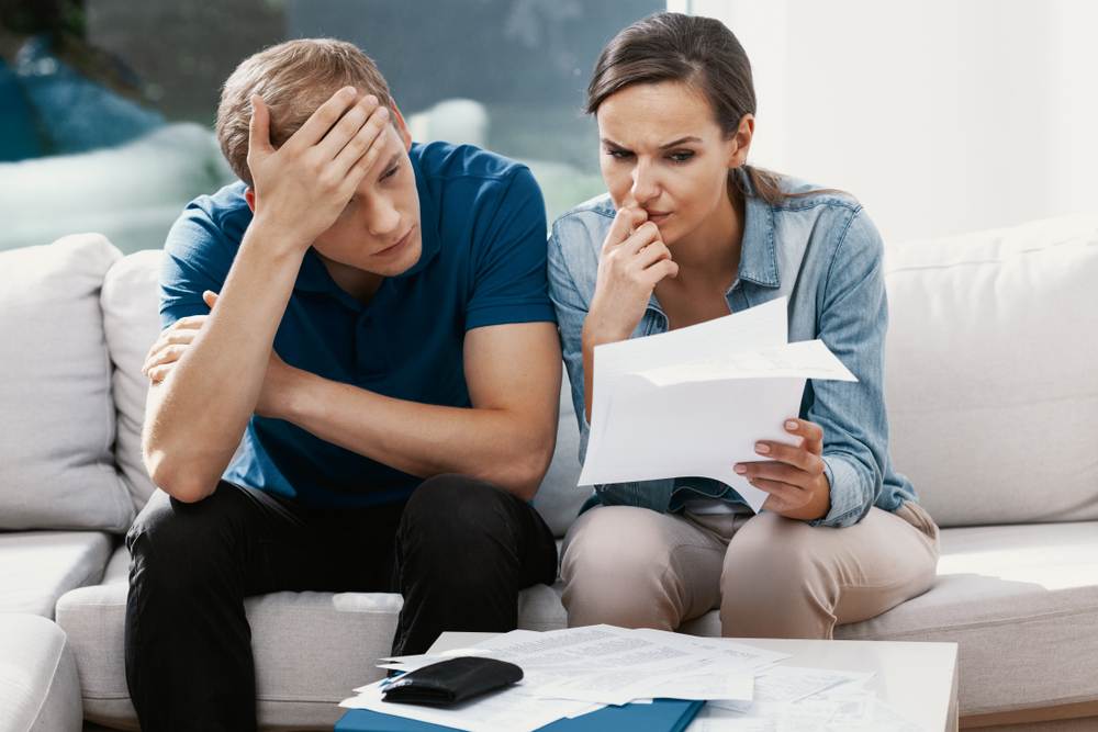 My Mom Keeps Controlling My Finances—And My Life! 😡