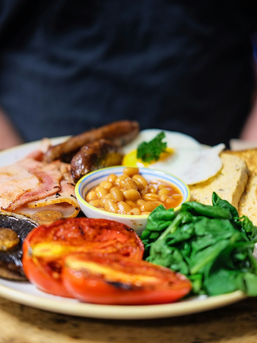 Full English Breakfast at Home: Worth the Hype? 🍳🥓