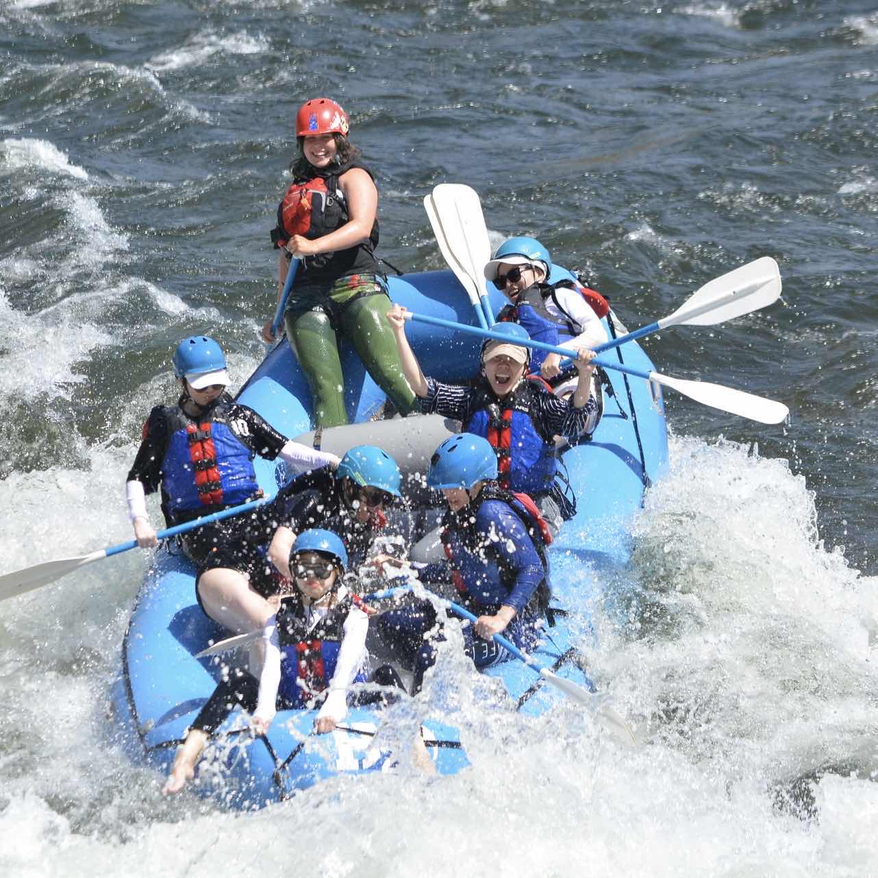 🤪Our 1/2 Day whitewater rafting adventure!!💦💦