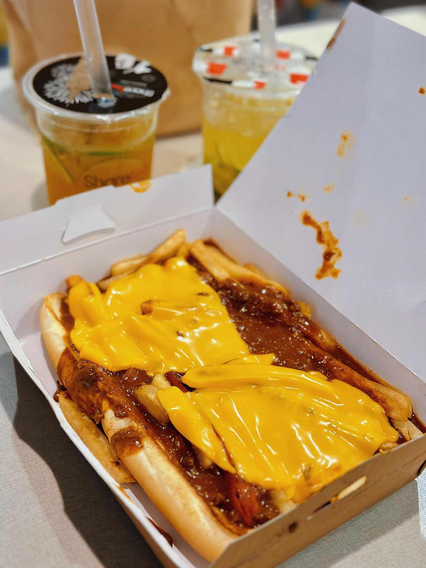 Nation Burger•Chowing Down on Worldly Juicy Burgers on National Day🍔