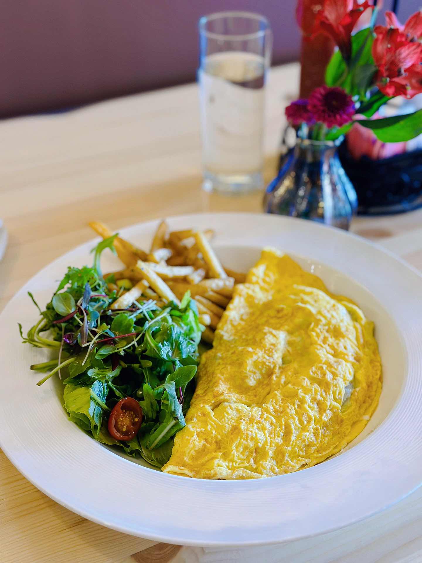 Cafe Terrace • A Mountain View Cafe with a Rustic Korean-style Brunch