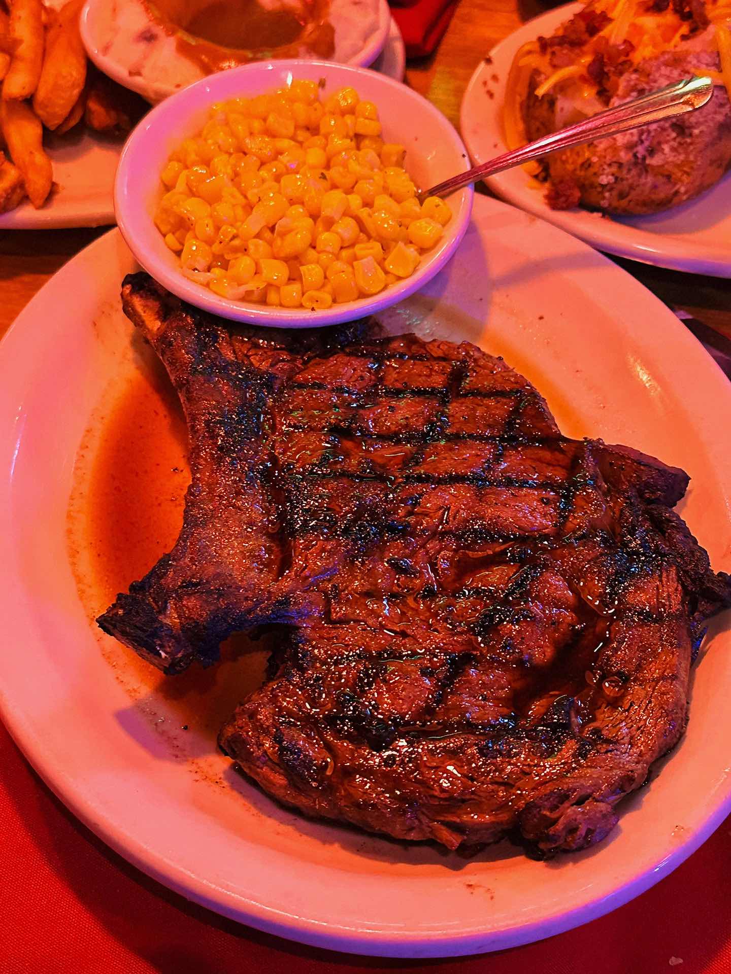 Texas Roadhouse - The Affordable Steak Champ 🏆