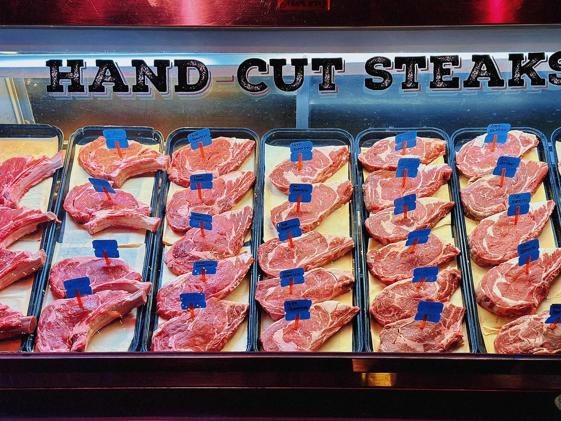 Texas Roadhouse - The Affordable Steak Champ 🏆