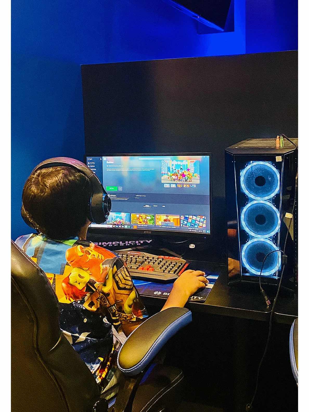 Fantastic way to avoid the heat with your kid - Play Live Nation