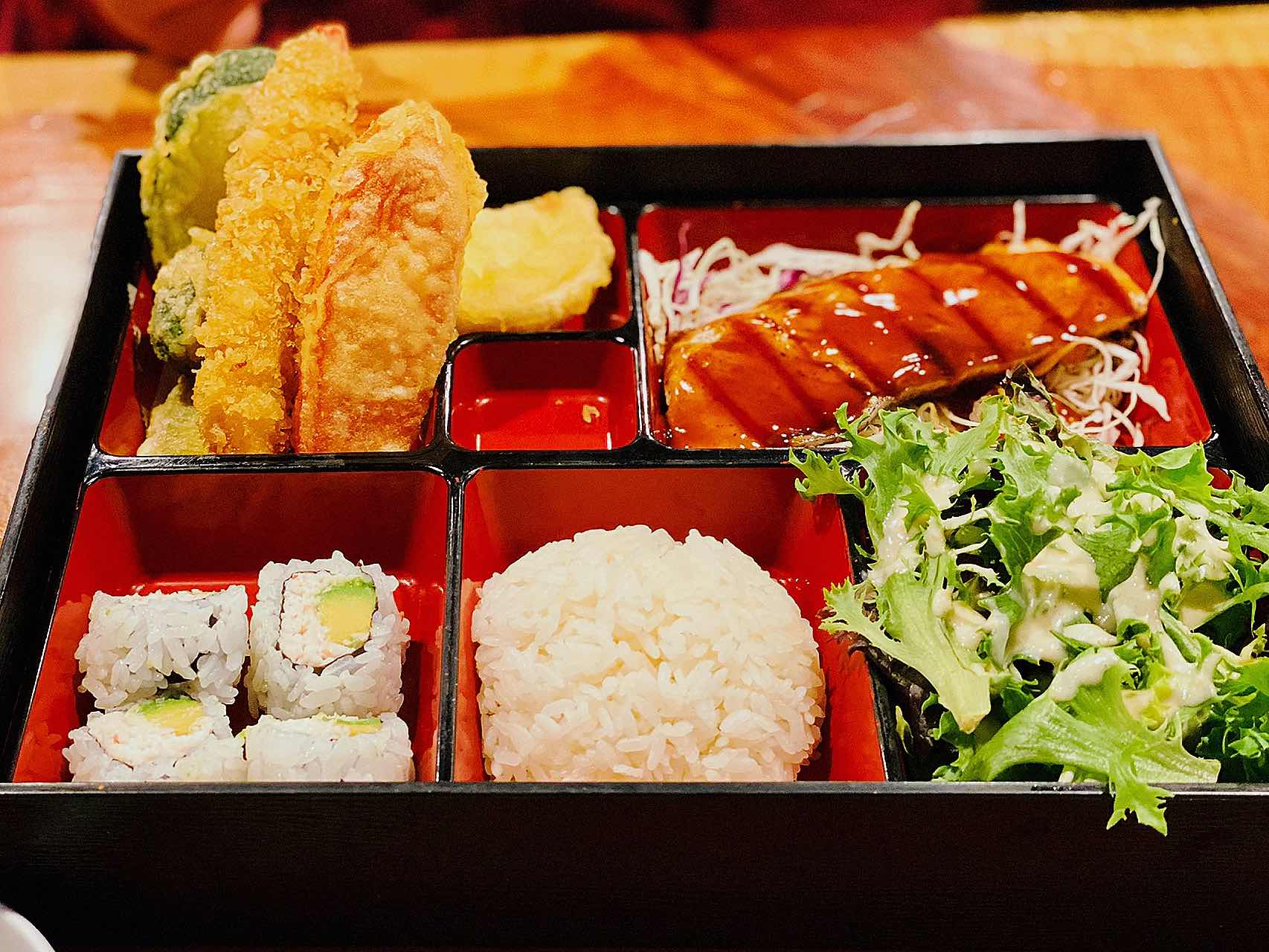Hasumi Sushi•Walnut Creek's Fresh Japanese Restaurant