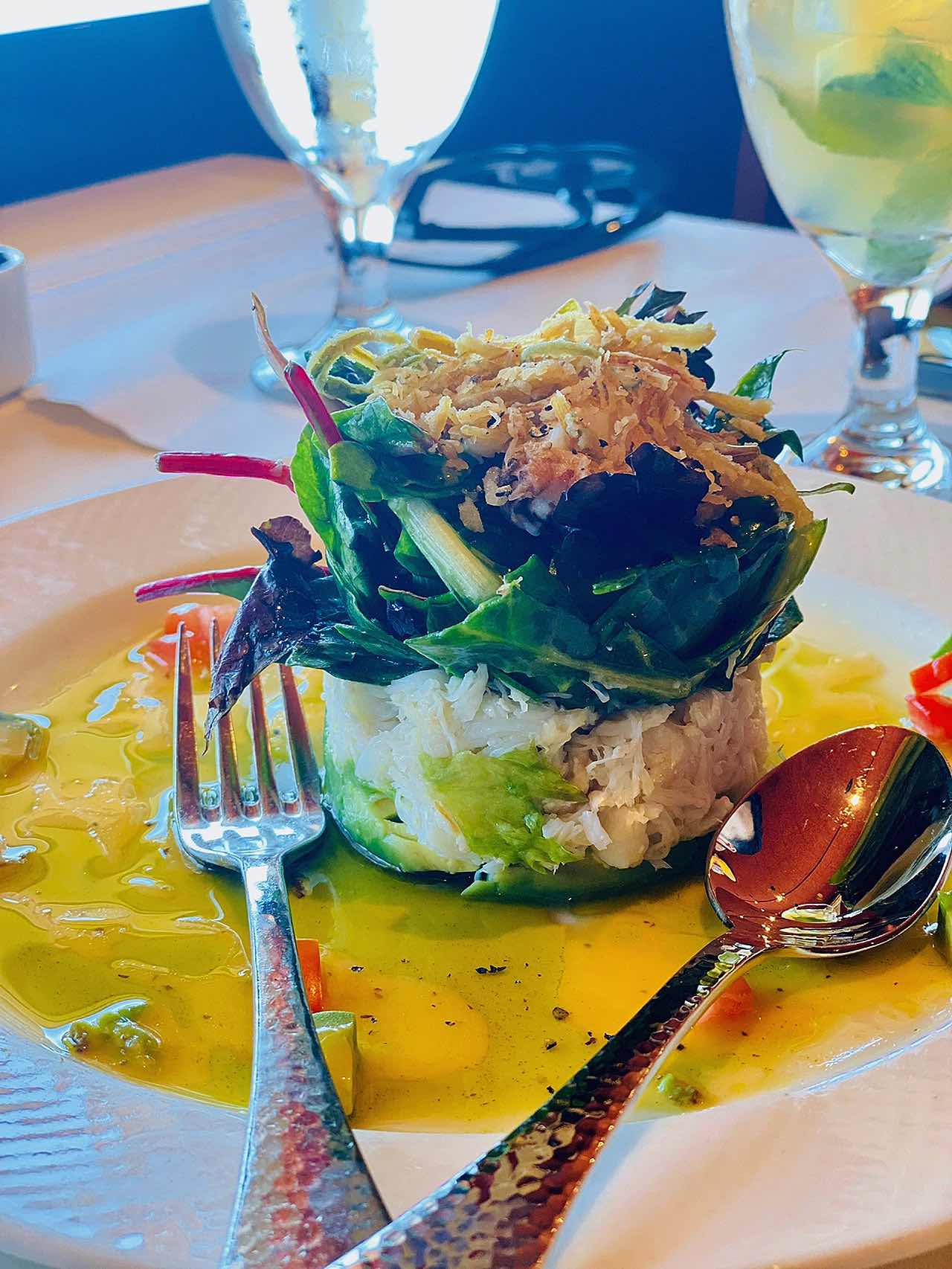 Scott’s Seafood - A Seafood Place with Strong Artistic Atmosphere.
