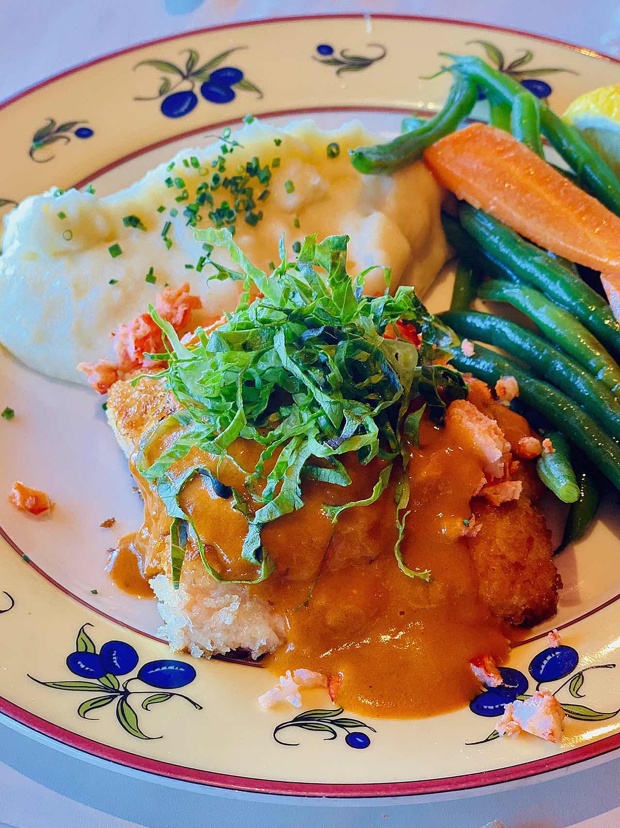 Scott’s Seafood - A Seafood Place with Strong Artistic Atmosphere.