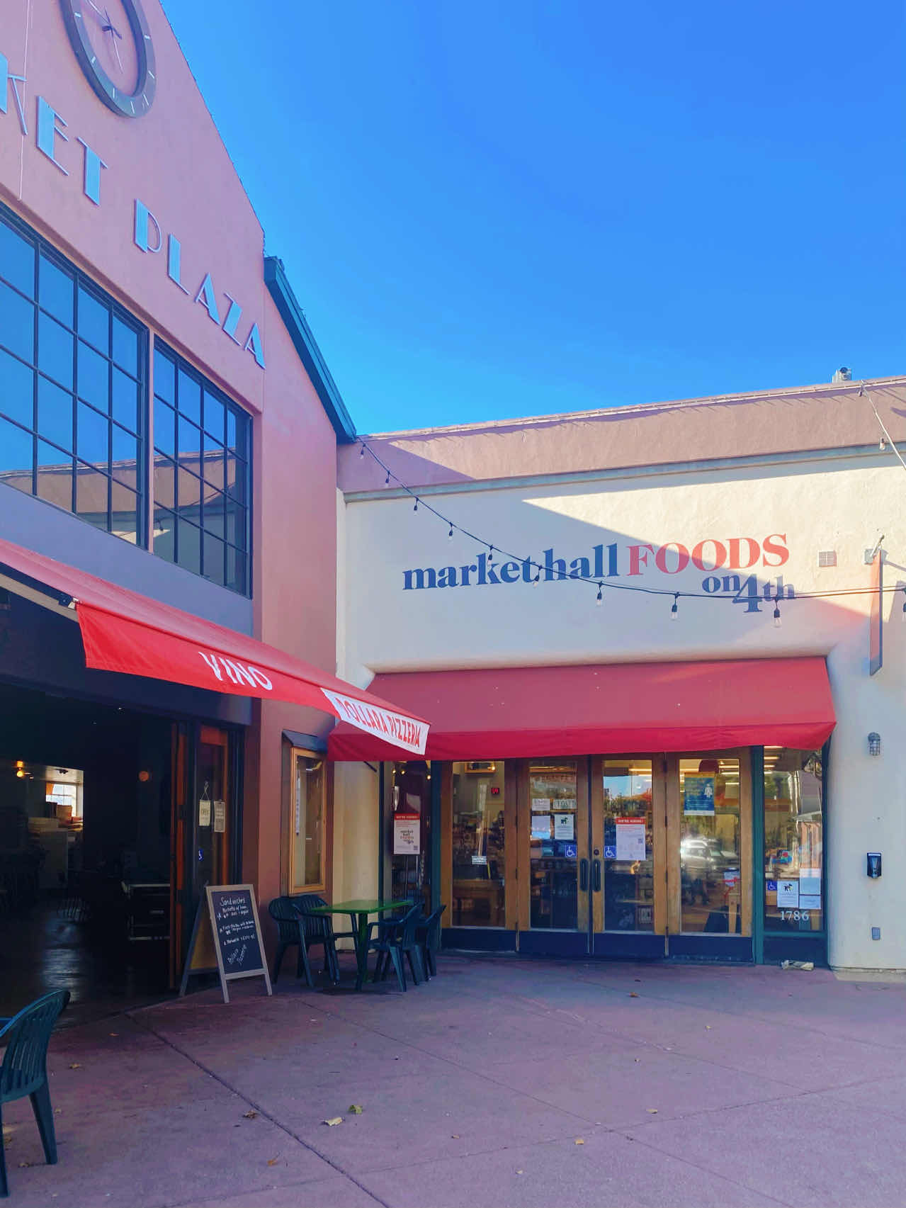 "Berkeley Fourth Street" - Peace amidst the hustle & Food