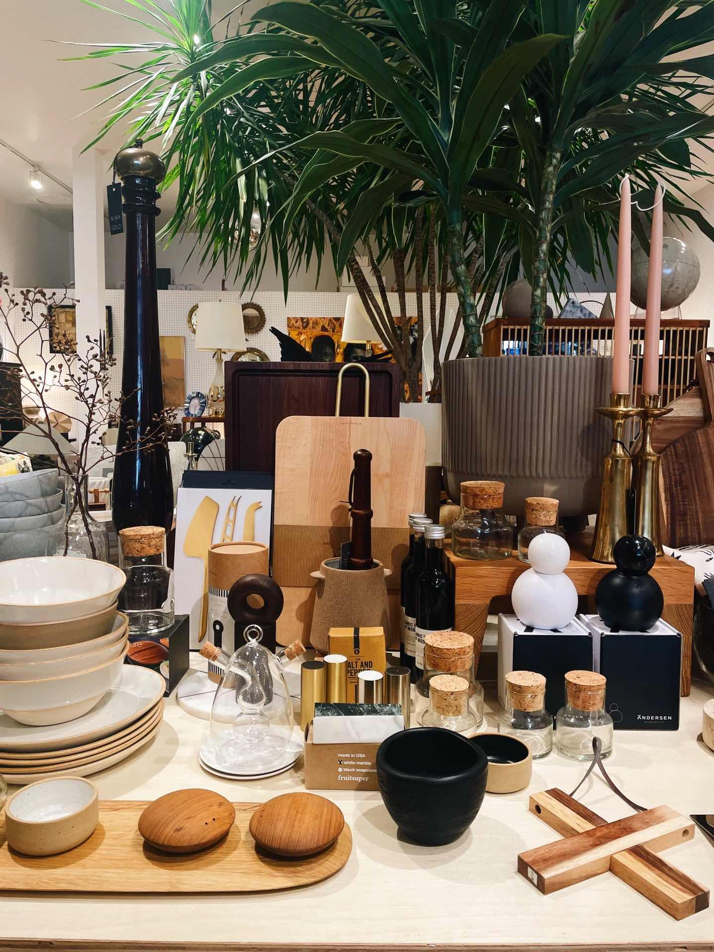 San Francisco | Check out interesting home decor stores on Valencia St!