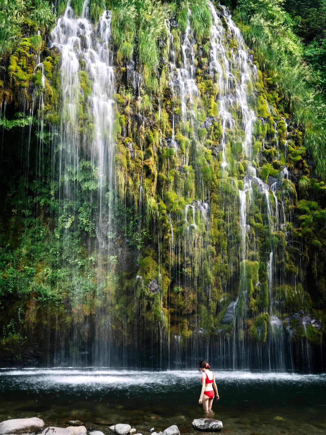 Mysterious Californian Wonderland: Summer Waterfall Cool-Down 💦