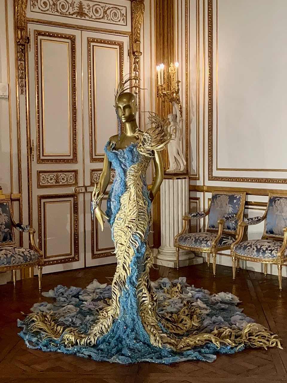 SF | Breathtaking✨ Guo Pei High Couture Exhibition - Couture Fantasy