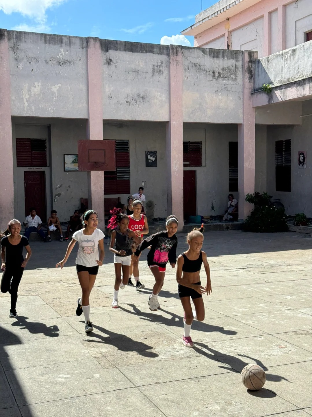 🇨🇺 The strong impact Cuba brings to us is filter-shattering. 🇨🇺