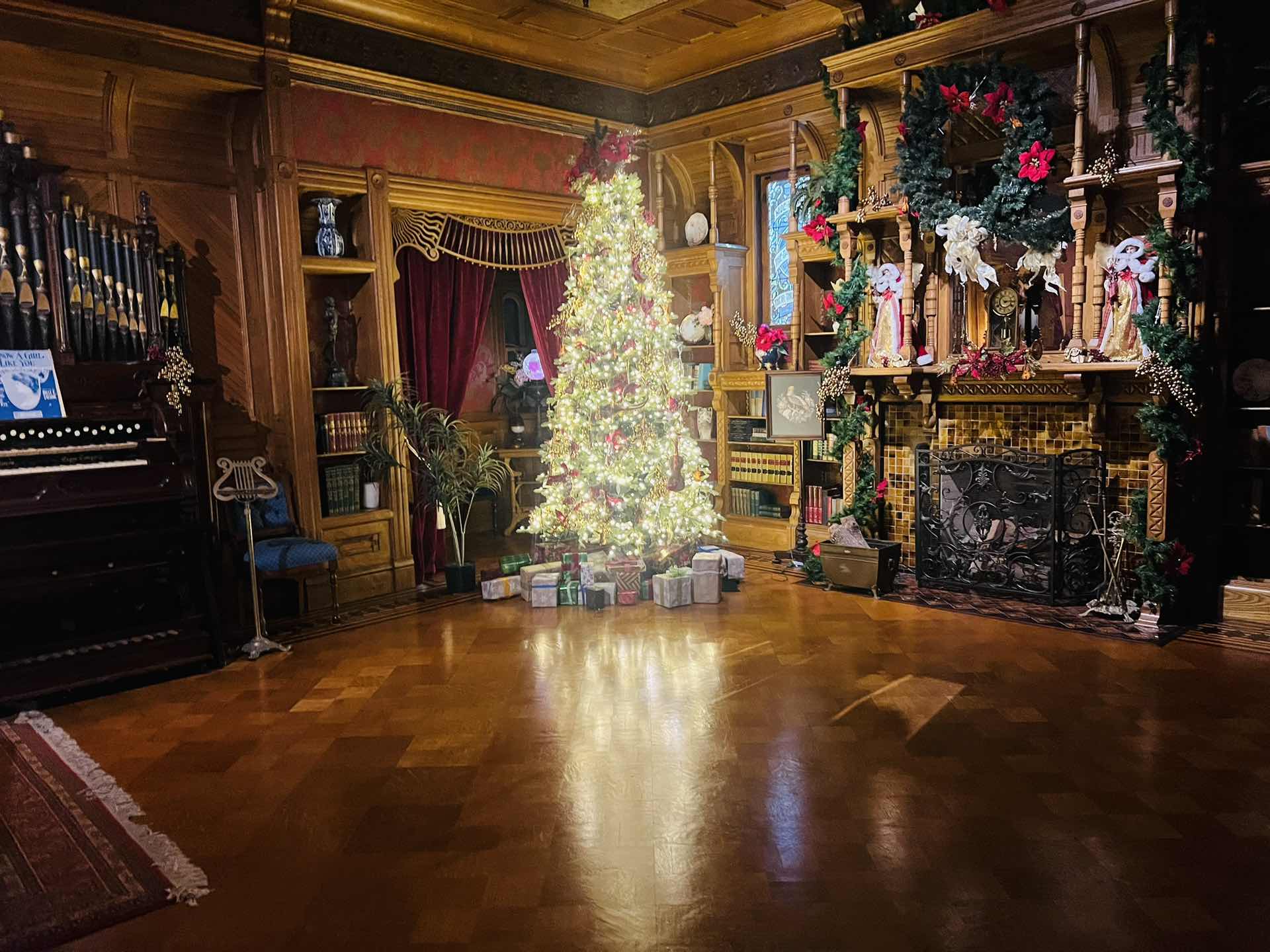 Winchester Mystery House