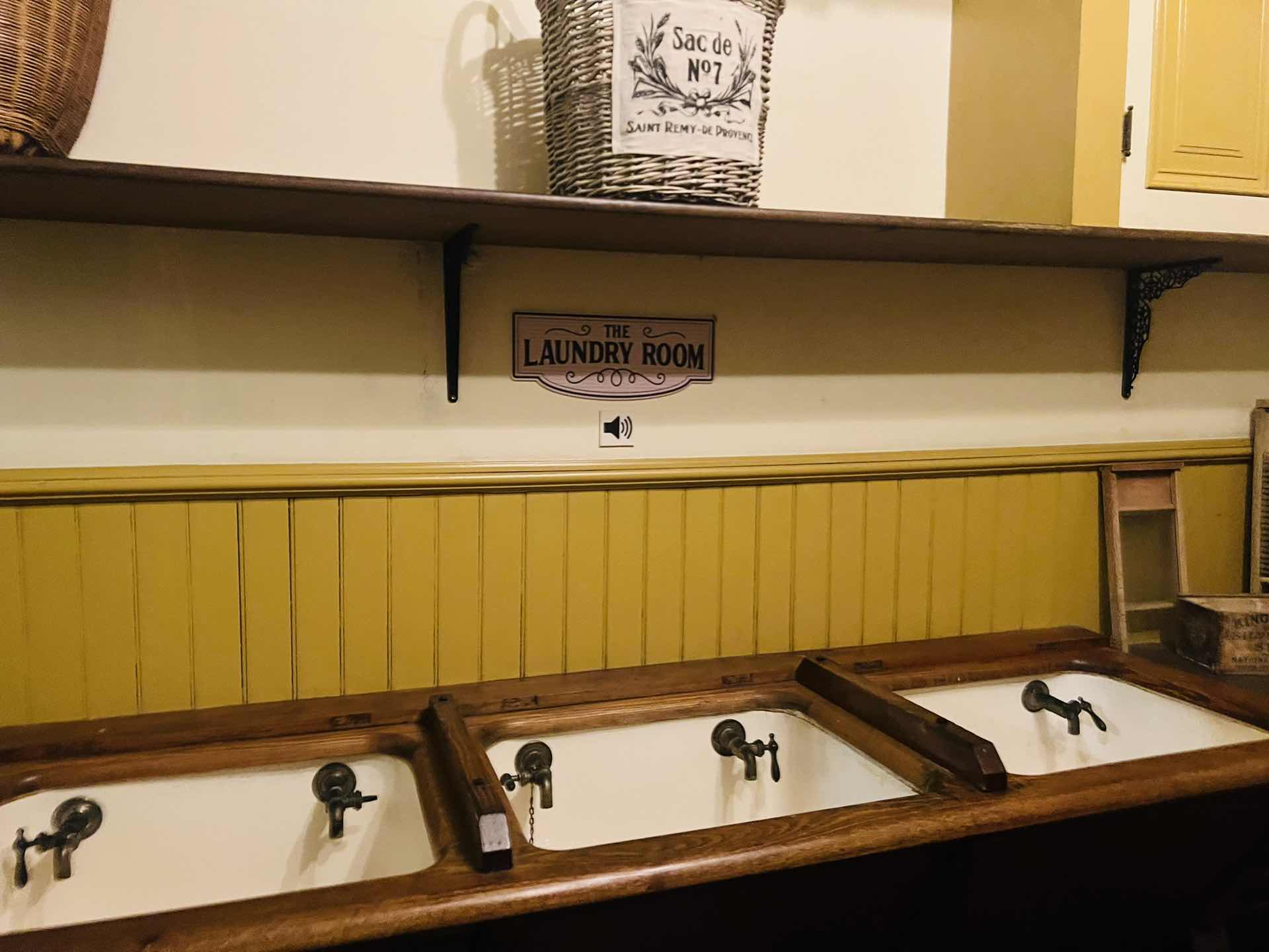 Winchester Mystery House
