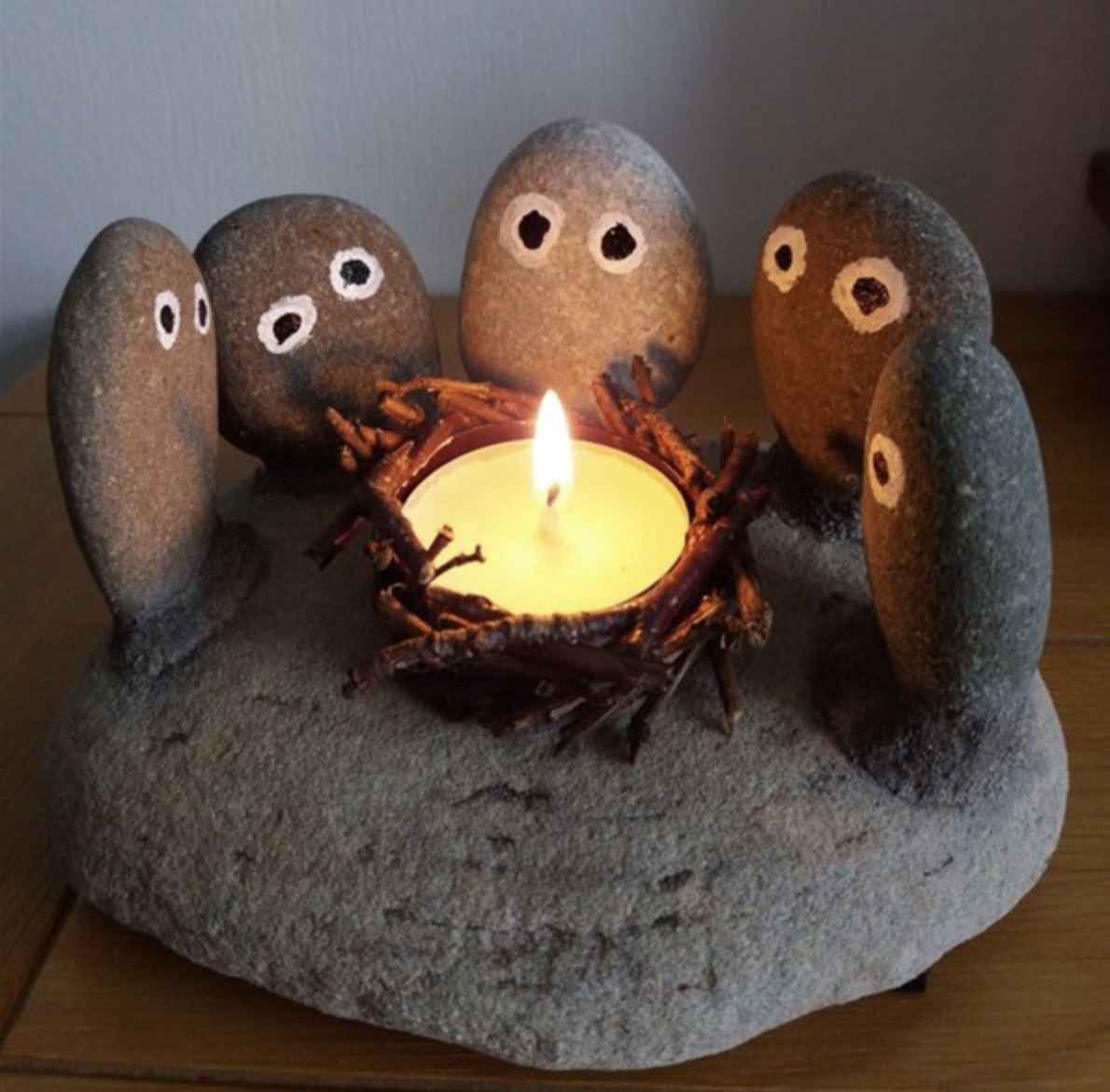 Rockin' Around the Campfire: DIY Rock Family Craft 🎨🪨