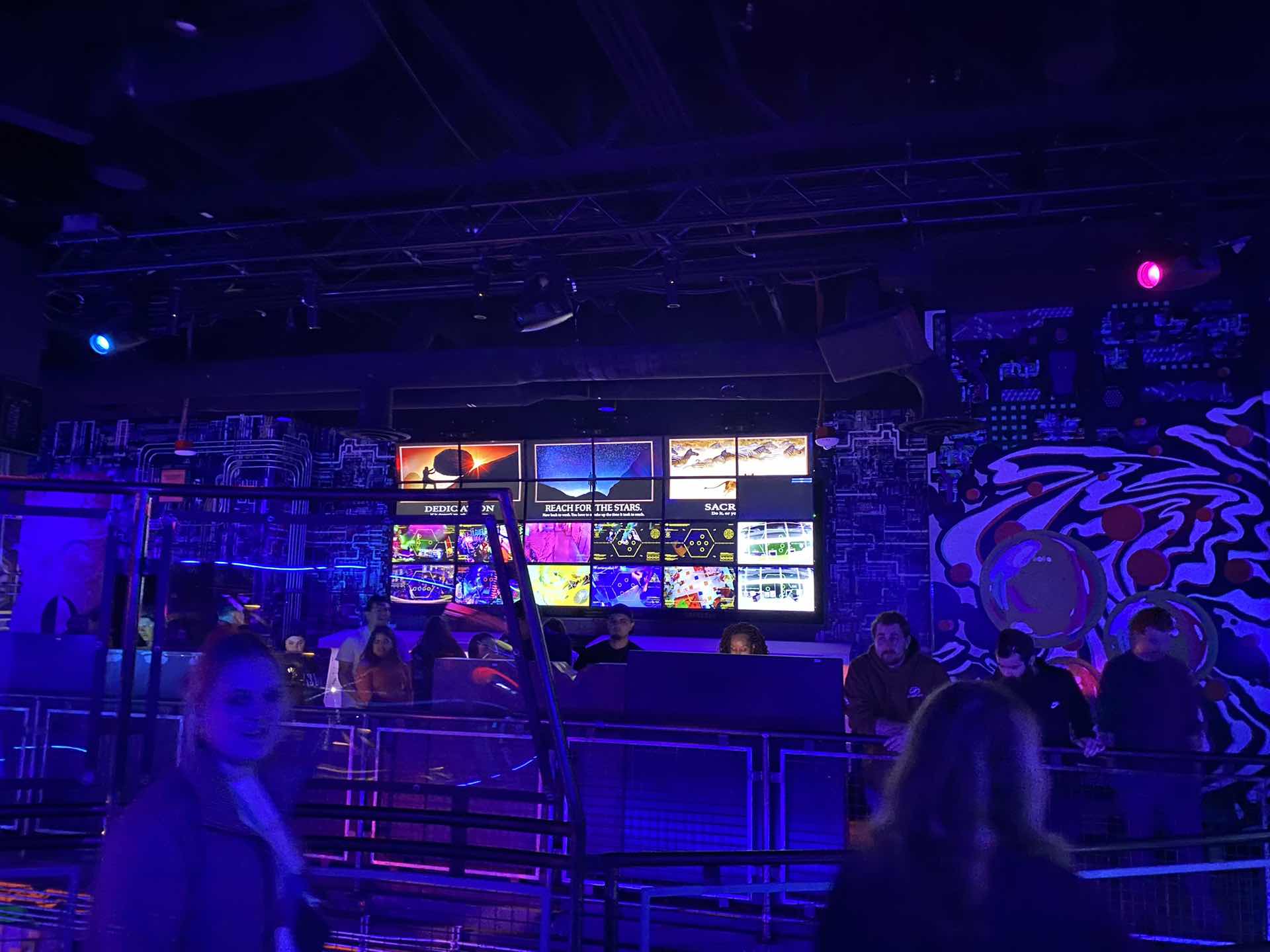 Omega Mart | Cyberpunk escaping room