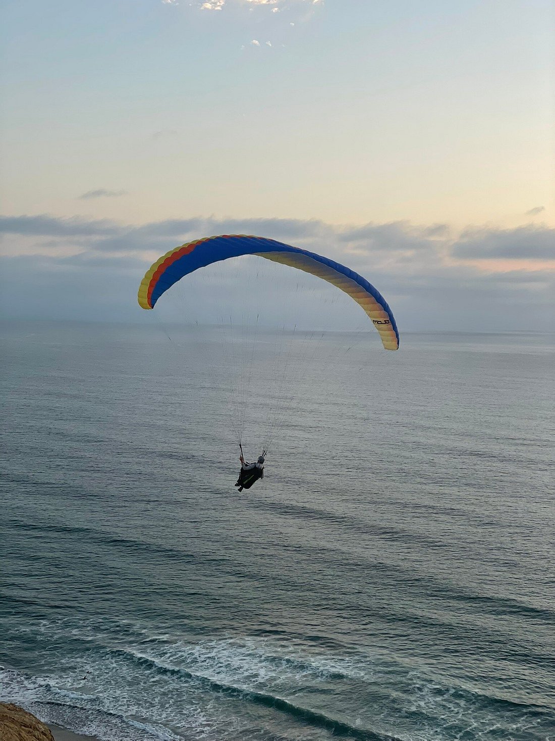 Enjoy the Great Sunset with me in Torrey Pines Gliderport!