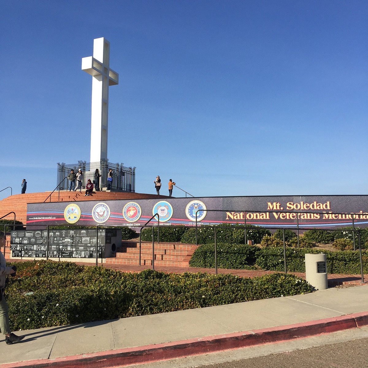 Mt. Soledad National Veterans Memorial: A Place with an Amazing View of San Diego