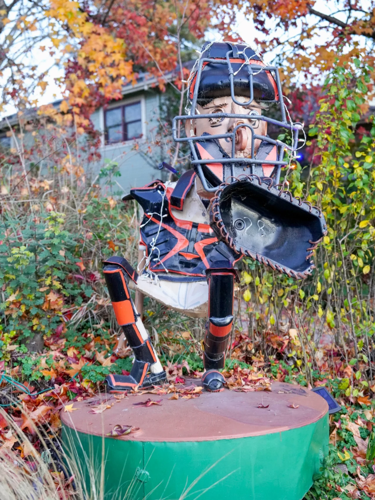Bay Area Weekend | Fairy Tale Neighborhood Built with Ironwork and Gardening 💐