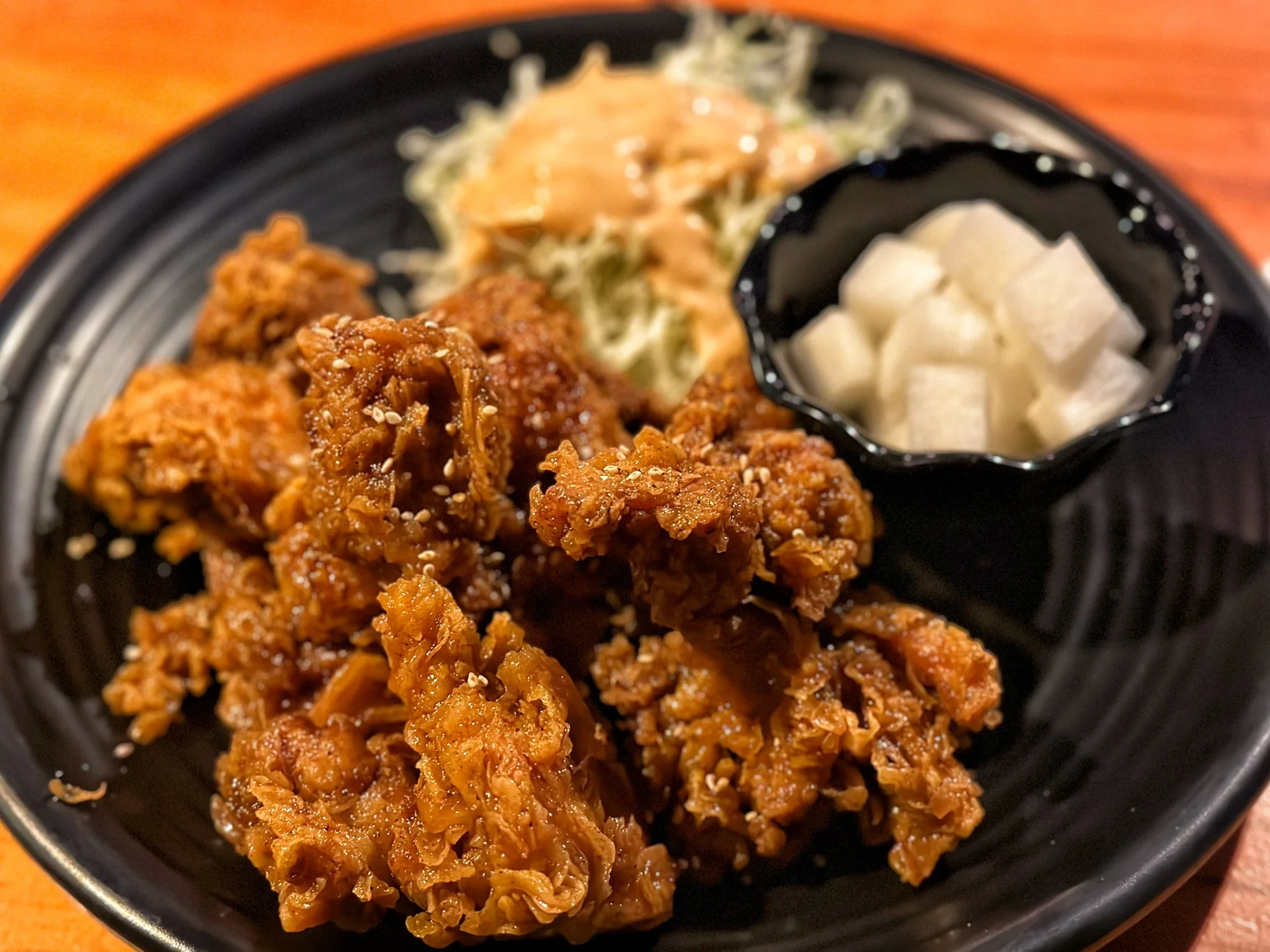 Fried chicken, beer, spicy fried rice cakes 🍻 late-night Korean food open until dawn.