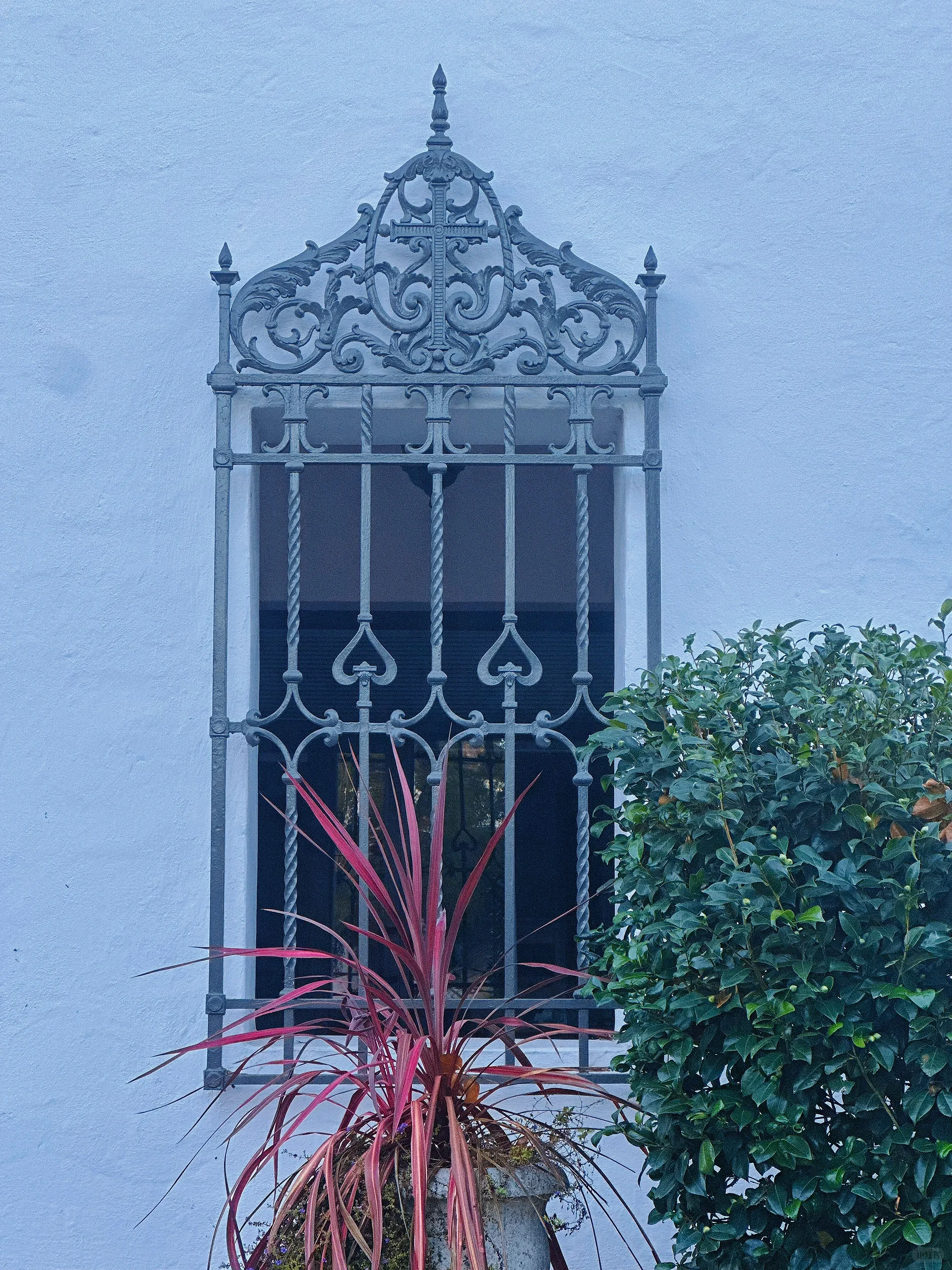 Bay Area Strolling: Saint Mary's Women's College Hidden in the Deep Mountains