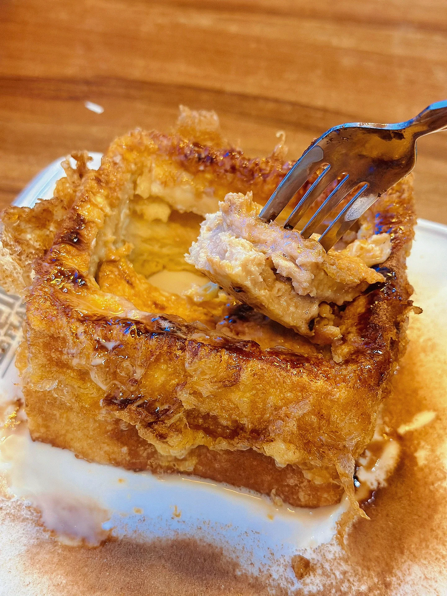 Try Flame Cafe, a popular tea restaurant in the capital of California.