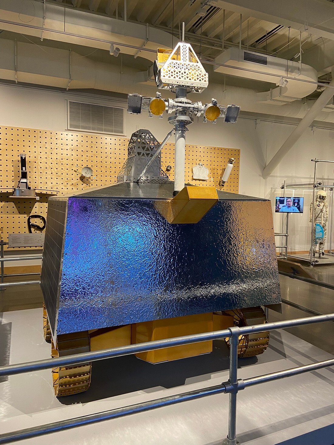 Chabot Space & Science Center: Best Hands on Science