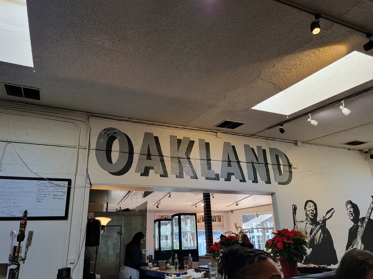 In Downtown Oakland, Explore Culinary Arts Like Never Before!