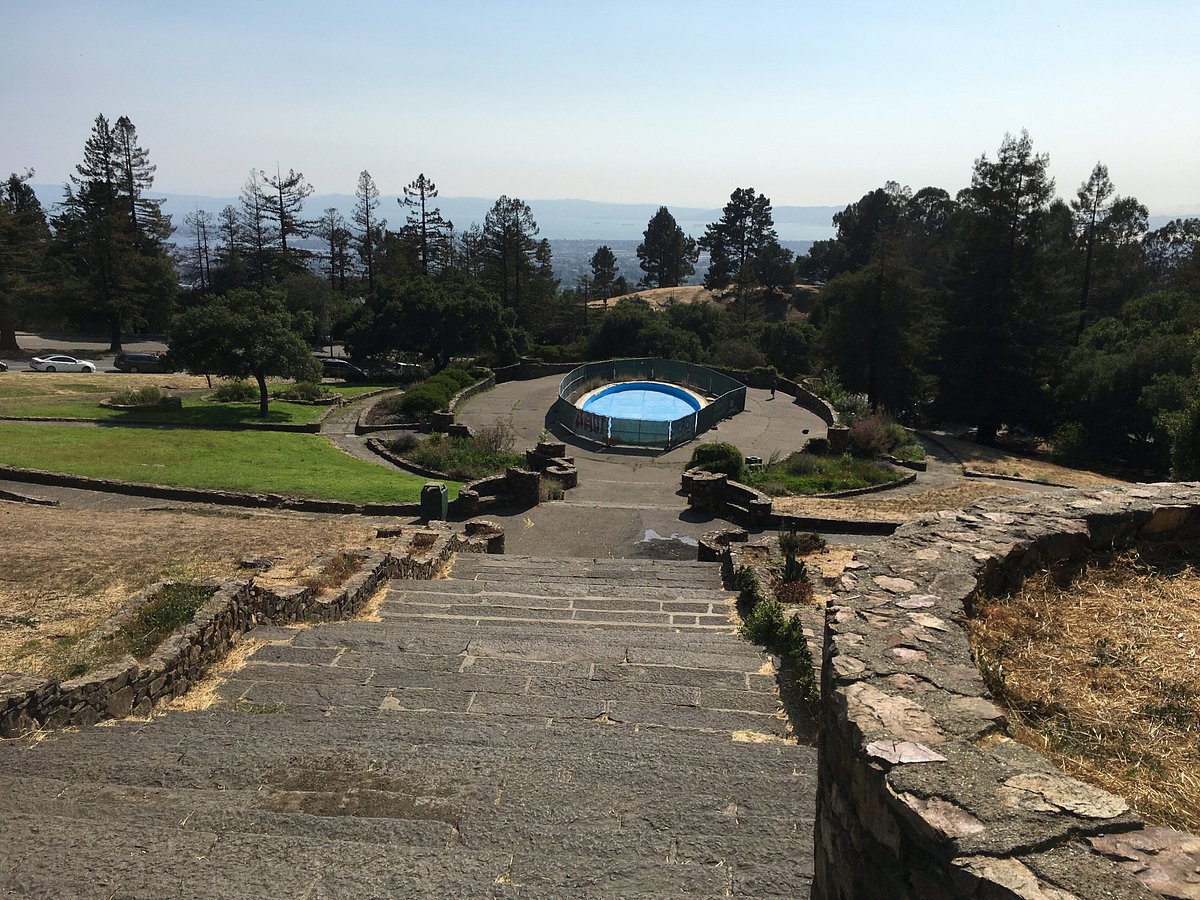 Get Relexed in Joaquin Miller Park