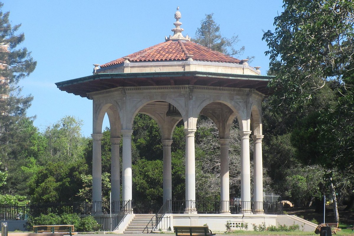 Lake Merritt: A Diamond for the City of Oakland.