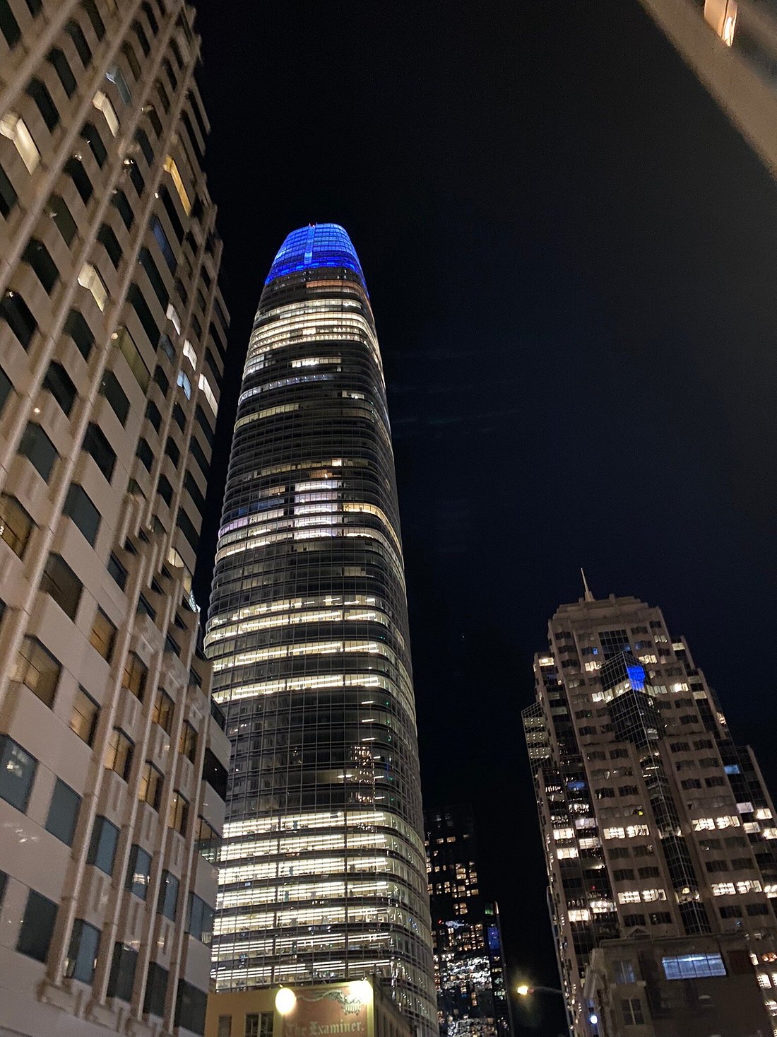 Take an Ultimate Night Tour with Sightseeing Shuttle in San Francisco