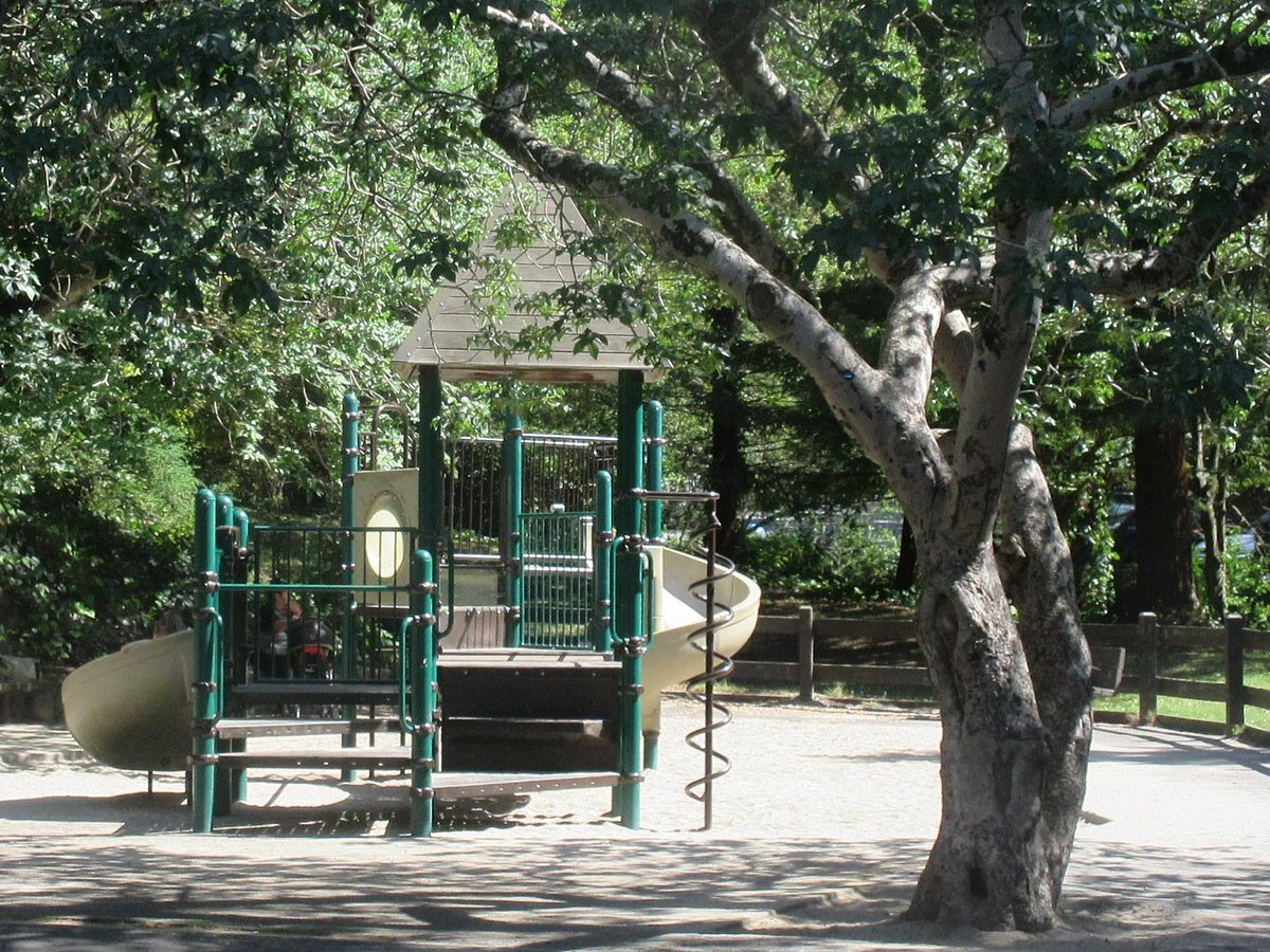 Locals Only: Private Leisure Time in Temescal Regional Recreation Area