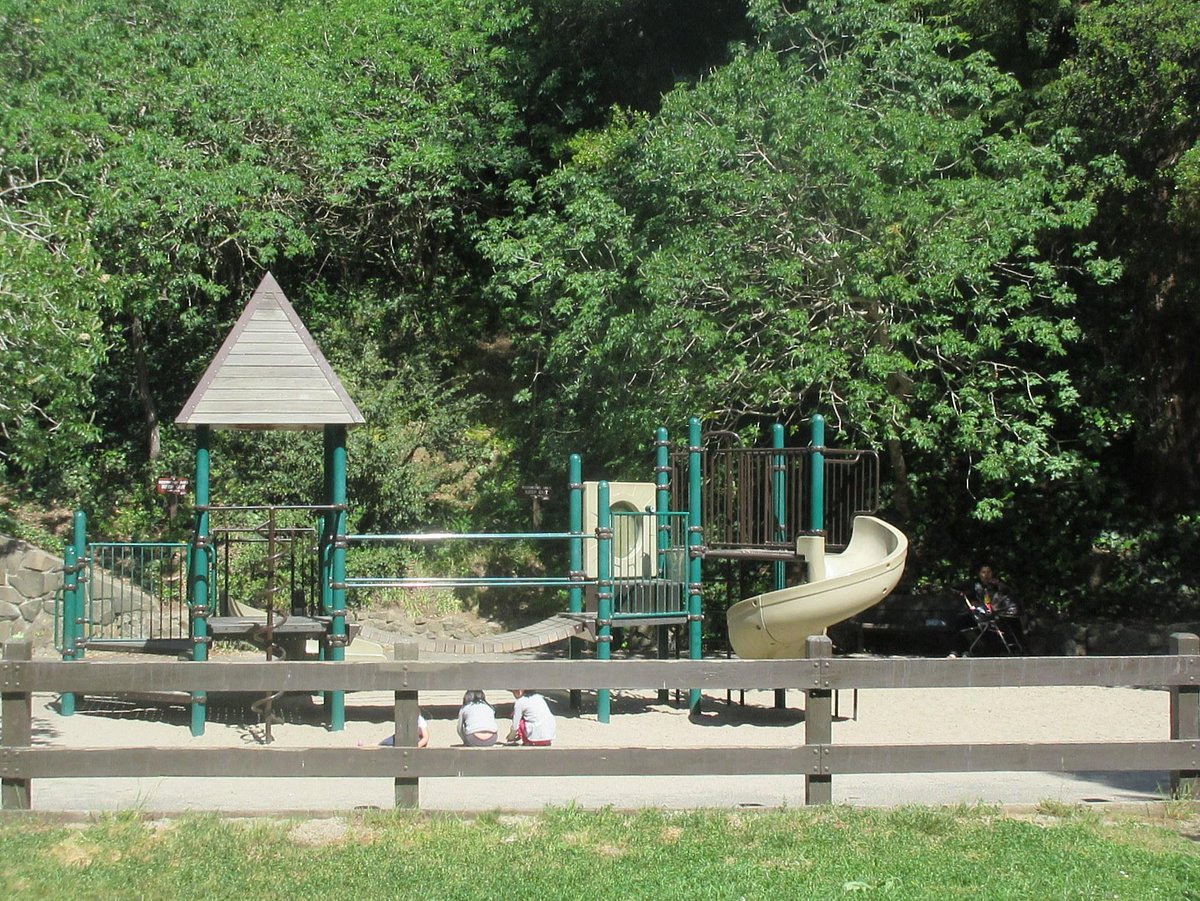 Locals Only: Private Leisure Time in Temescal Regional Recreation Area