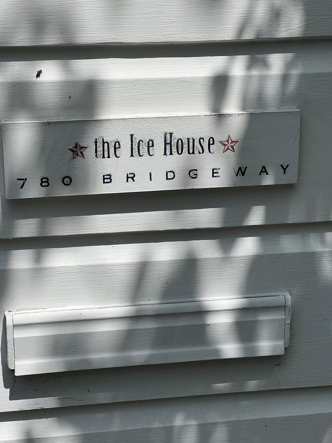 Sausalito Ice House Museum: explore historical displays and artifacts related to the city
