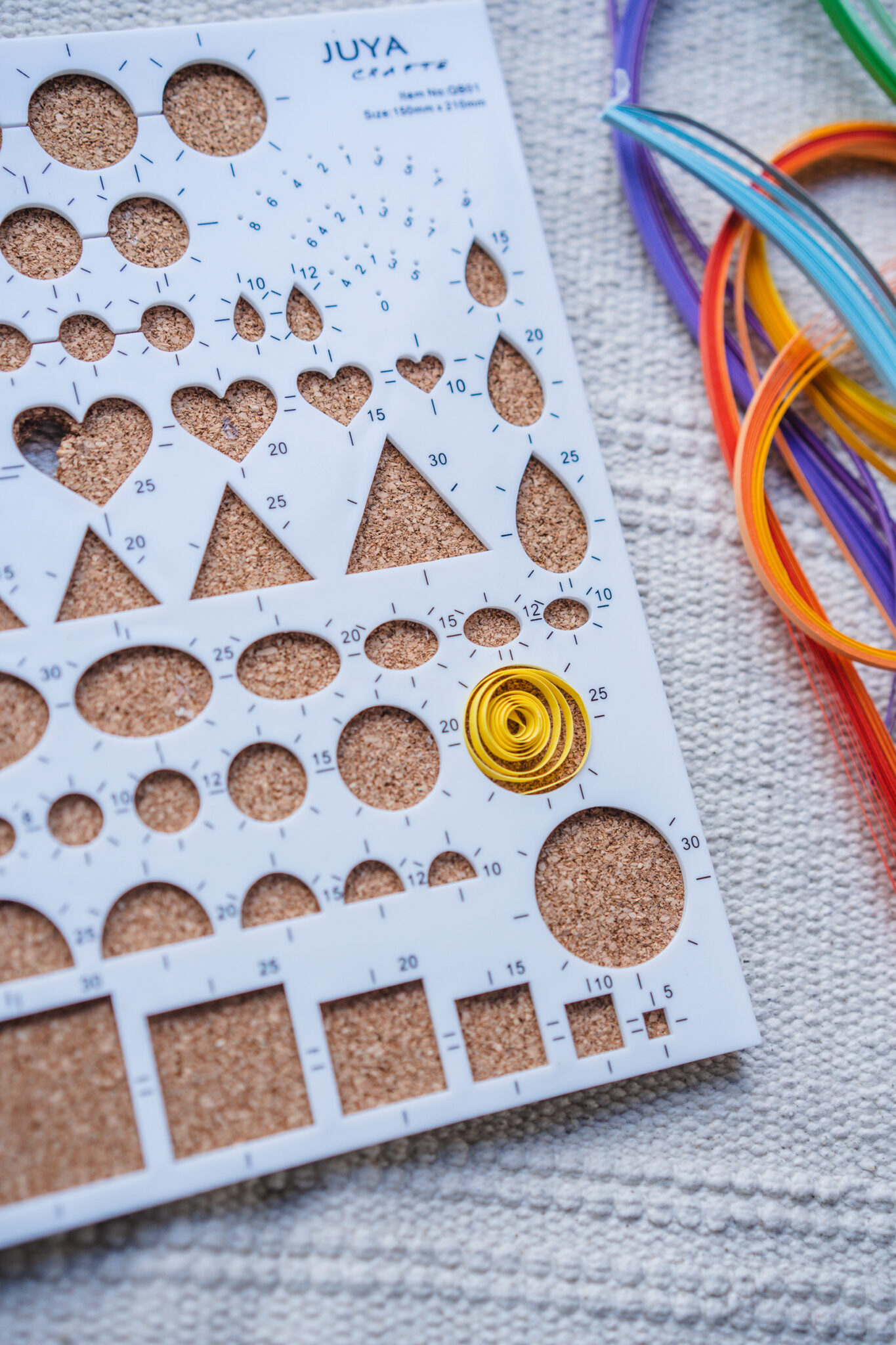 Handicrafts for Homeschoolers: Quilling