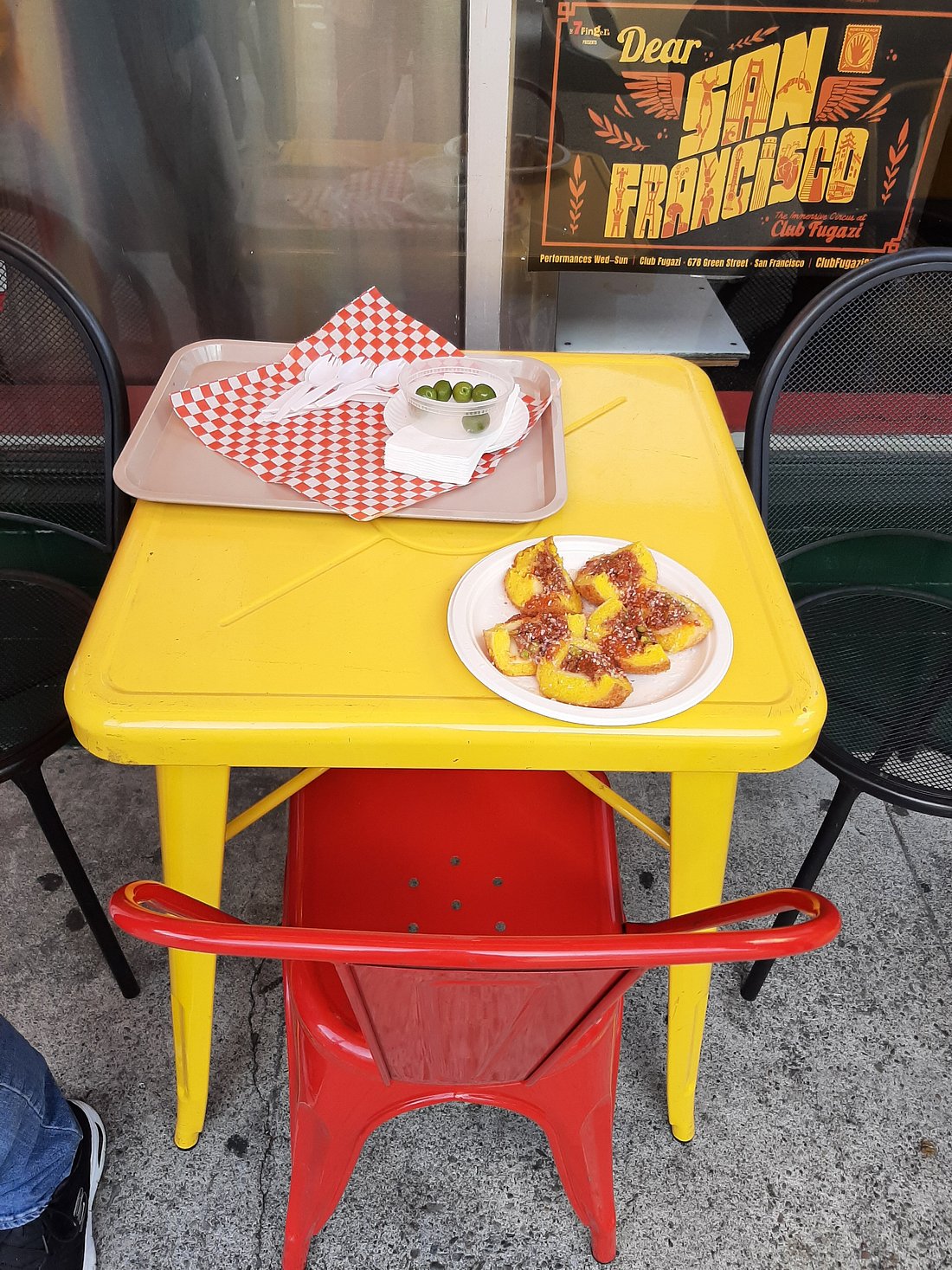 Let's Go for a Little Italy and North Beach Walking Tour in San Francisco