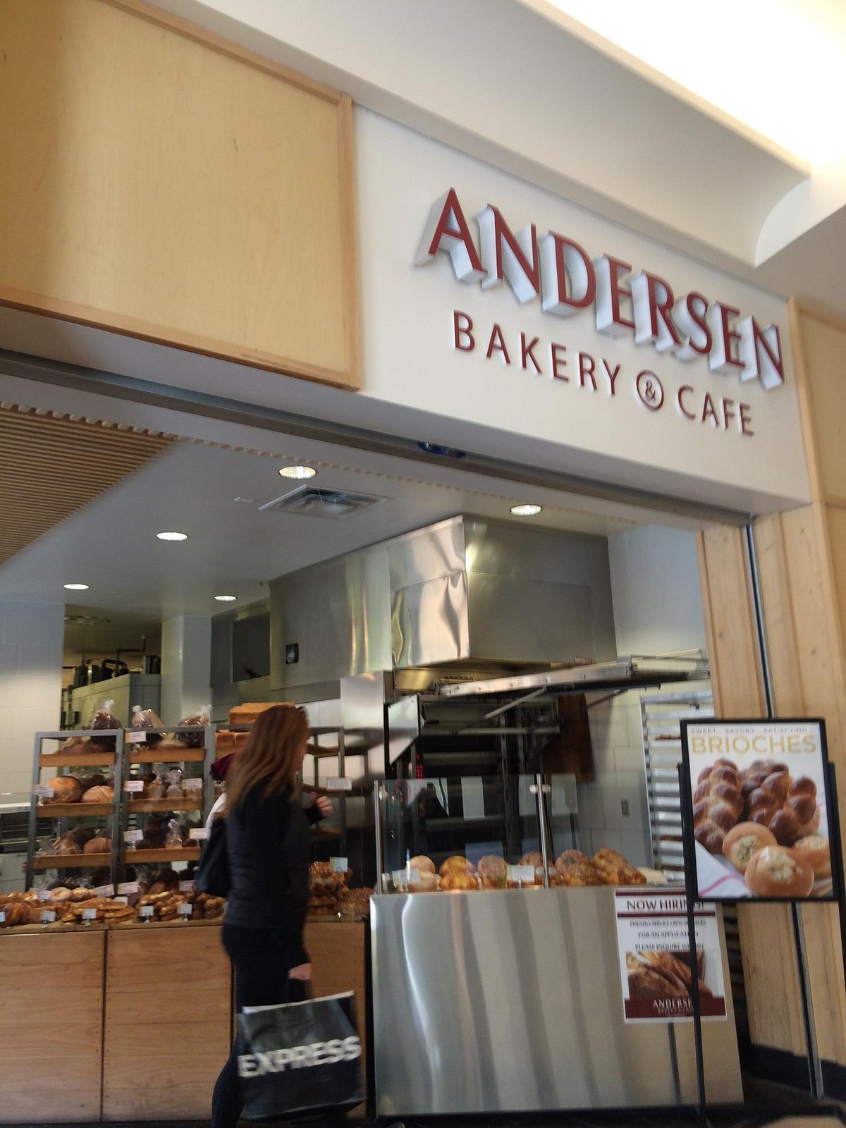 Hillsdale Shopping Center: Always a Good Place to Shop and Eat