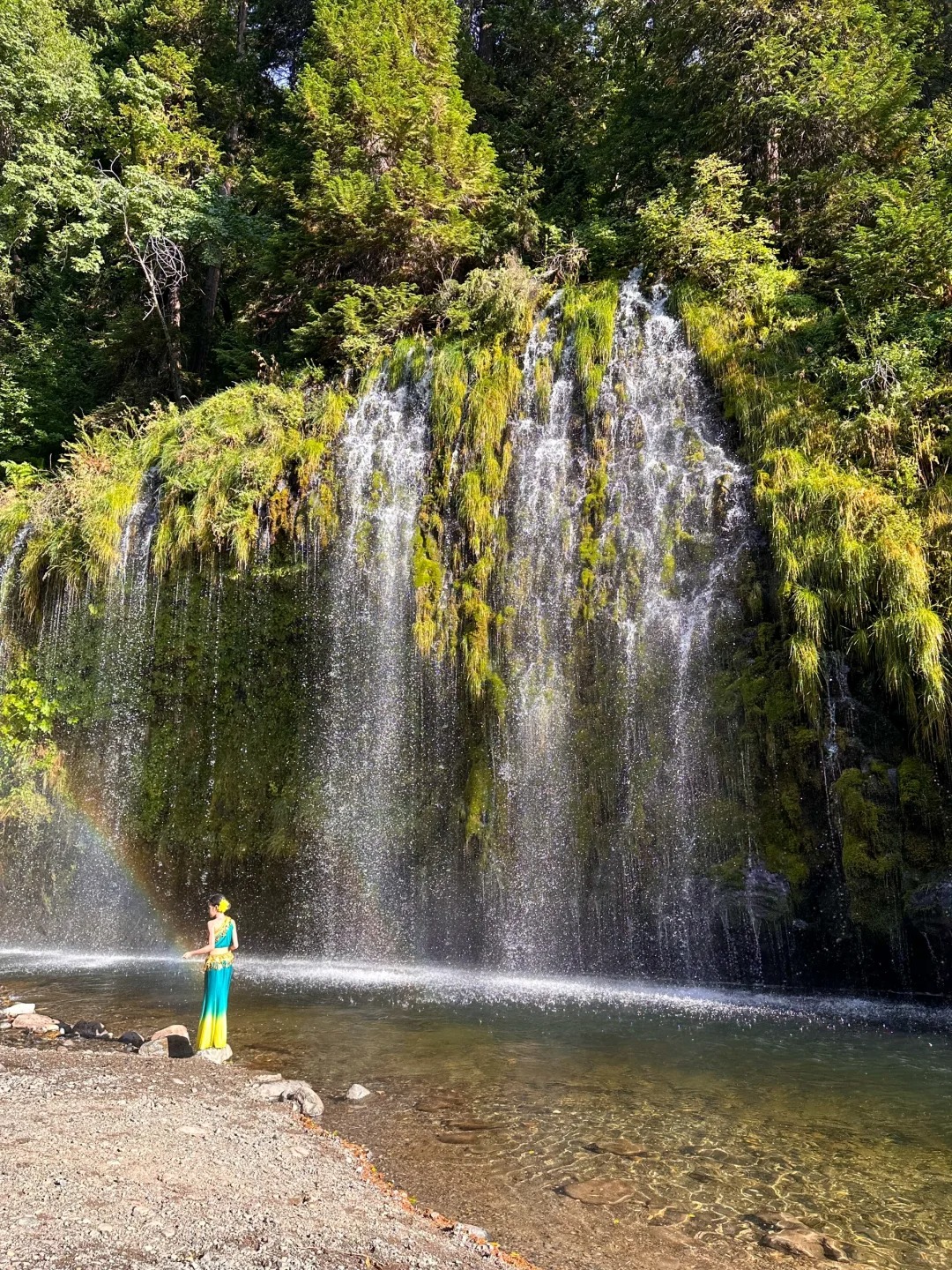Embarking on an Enchanting Journey to Mossbrae Falls Along the Railroad 🛤️