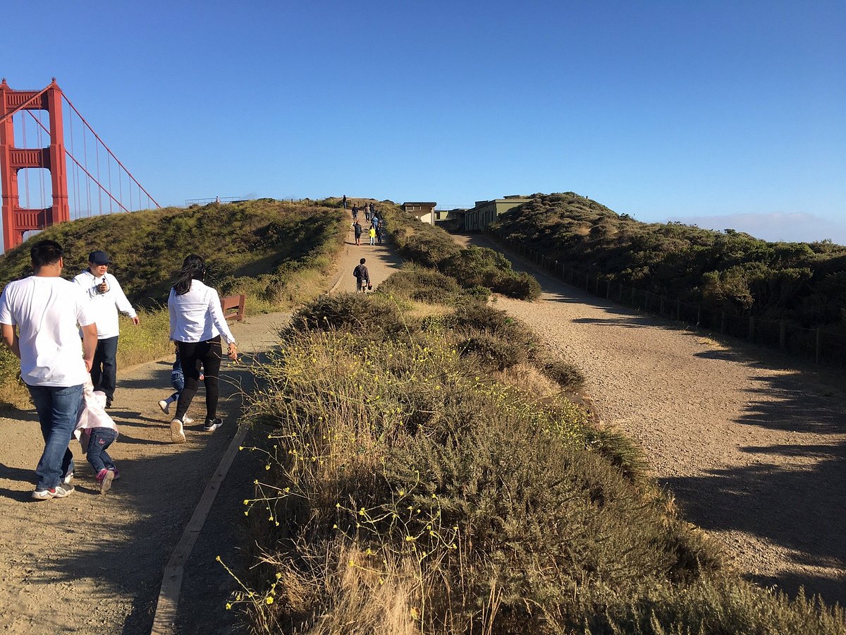 Enjoy the Amazing View of The Golden Gate Bridge in Battery Spencer