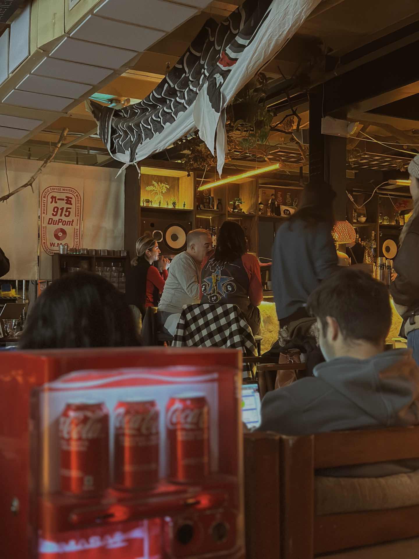Cool cafe & cocktail bar in Toronto