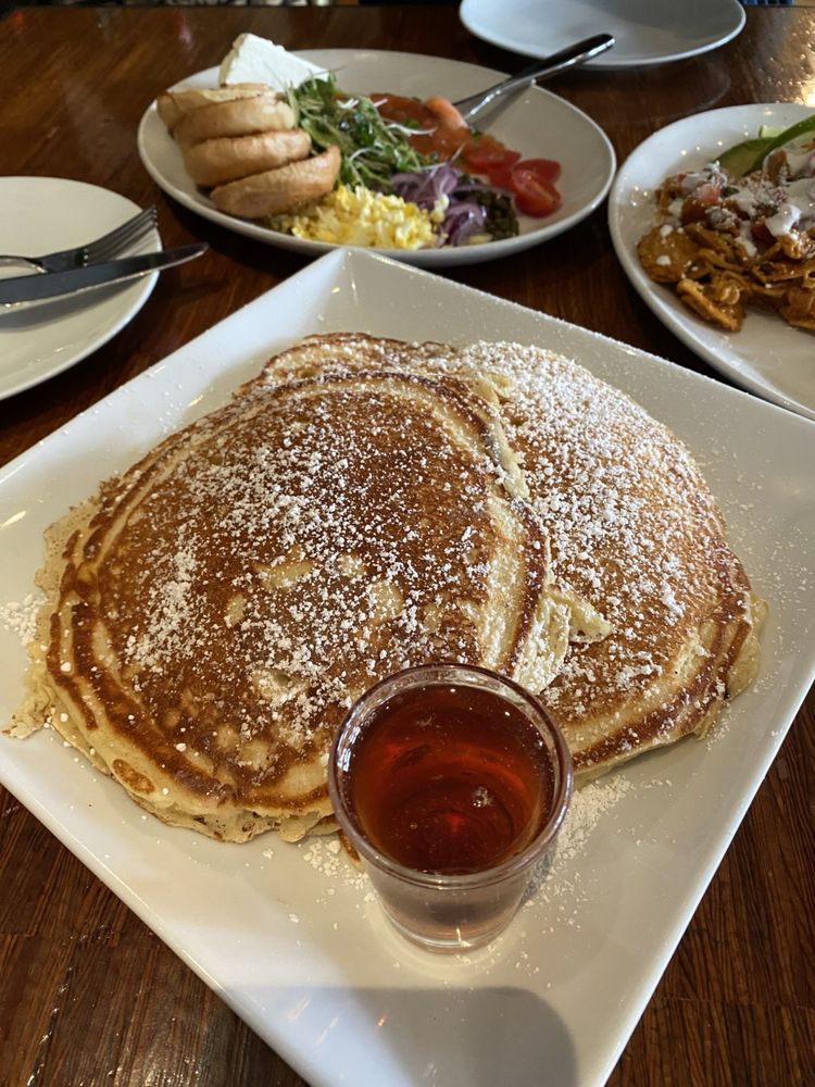 🍽️ Brunch Time at Grace's Table! 🌞