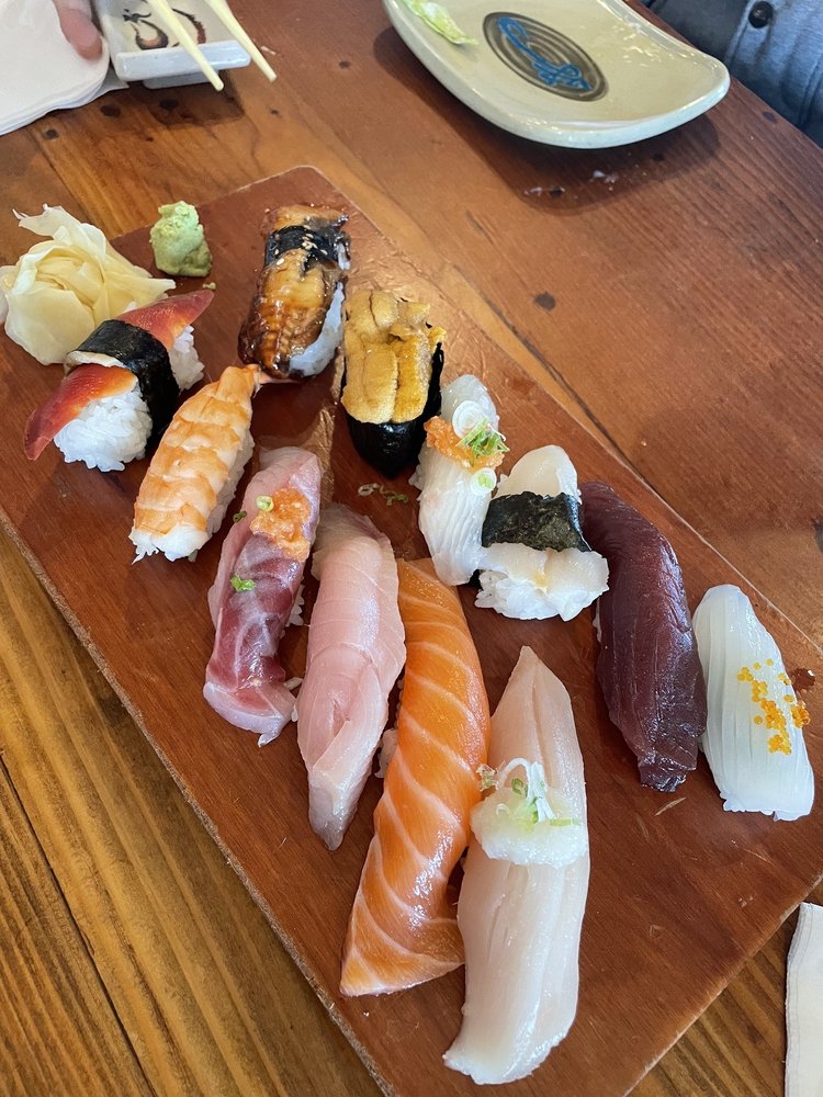 Sushi House | 🍣 Satisfying Sushi Spot! 🌊