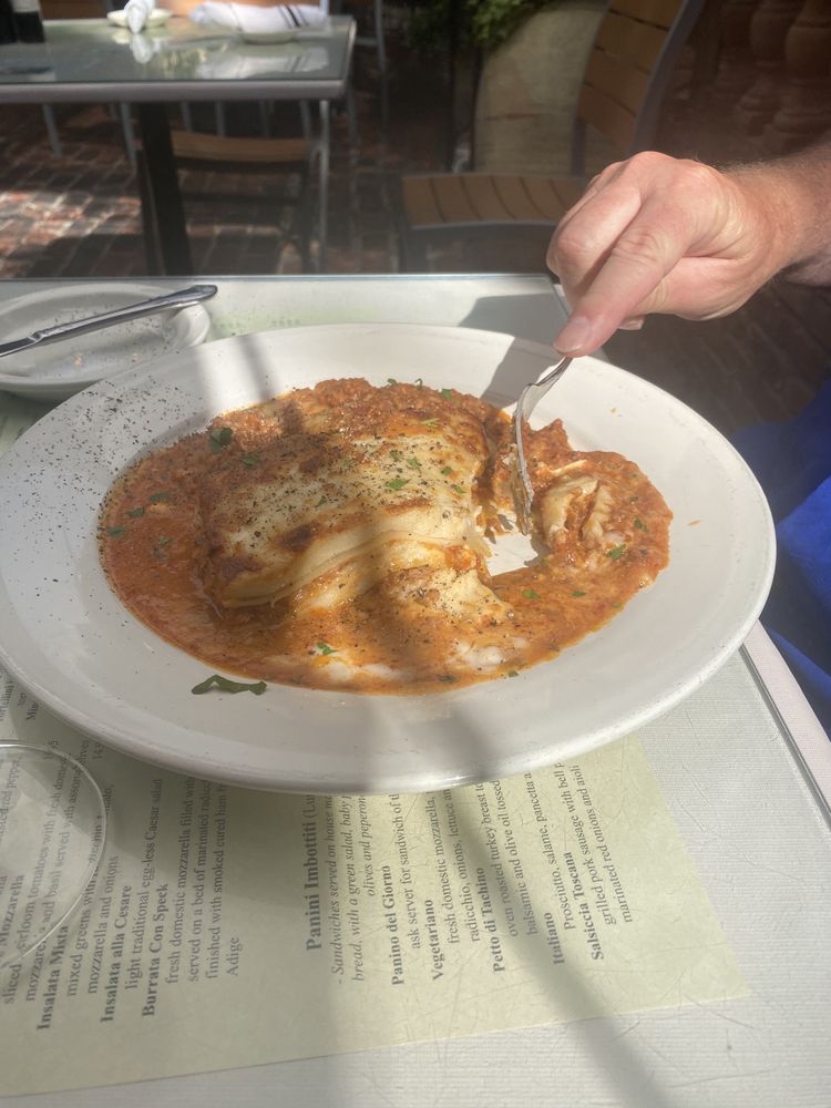 Della Santina's Trattoria | 🍽️ Fantastic Dining Experience 🌿